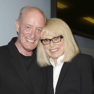 Exclusif - Mireille Darc et son mari Pascal Desprez - Mireille Darc et Yves Dahan reçoivent la médaille d'honneur pour "services rendus aux patients, à la recherche et à la médecine", des mains du professeur Patrick Berche, doyen de la faculte de médecine depuis 2004. Paris, 17/06/2014