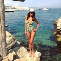 Karine Ferri : Sensuelle les jambes à l'air, elle fait sensation sur Instagram !