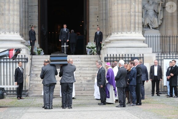 Pascal Desprez et ses proches - Obsèques de Mireille Darc en l'église Saint-Sulpice à Paris. Le 1er septembre 2017