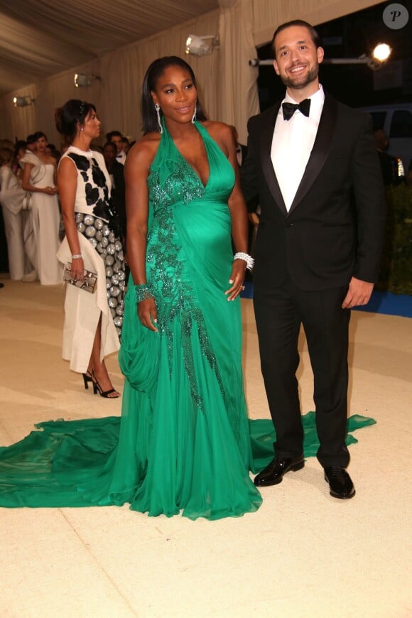 Alexis Ohanian et sa fiancée Serena Williams enceinte - Les célébrités arrivent au MET 2017 Costume Institute Gala sur le thème de "Rei Kawakubo/Comme des Garçons: Art Of The In-Between" à New York le 1er mai 2017. © Sonia Moskowitz/Globe Photos via ZUMA Wire