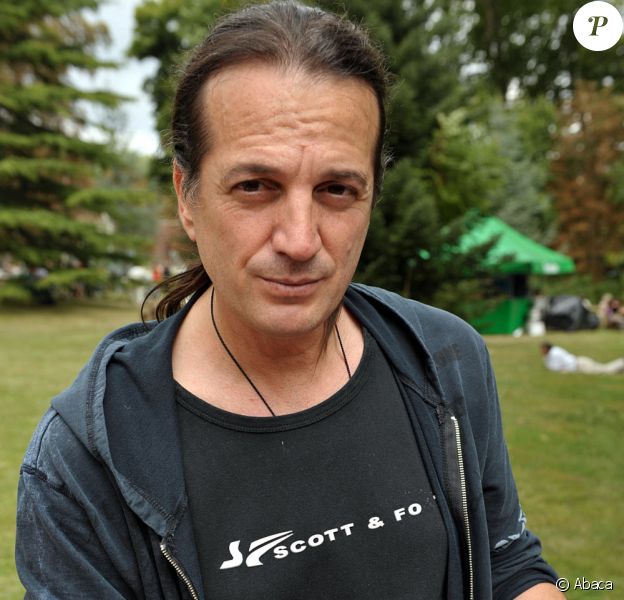 Francis Lalanne devant la justice pour le vol... d'un ...