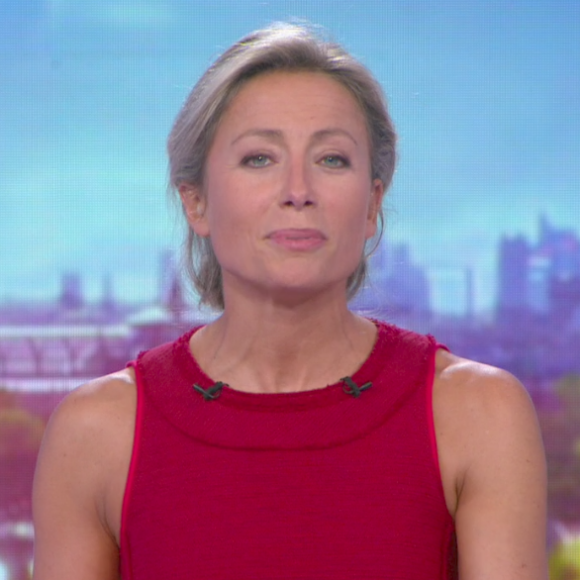 Anne-Sophie Lapix lors de la première présentation de son Journal Télévisé sur France 2, le 4 septembre 2017.