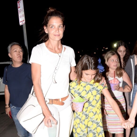 Katie Holmes a passé la soirée avec sa fille Suri à la fête foraine de Chili Cook-Off à Malibu, le 4 septembre 2017