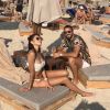 Nabilla en vacances avec son chéri Thomas Vergara à Mykonos, en Grèce.