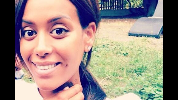 Amel Bent : Ventre arrondi et cuissardes, la future maman joue la carte du sexy