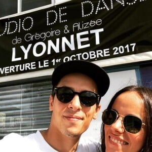 Alizée et Grégoire Lyonnet en plein travaux pour l'ouverture de leur studio de danse à Ajaccio prévue le 1er octobre 2017.