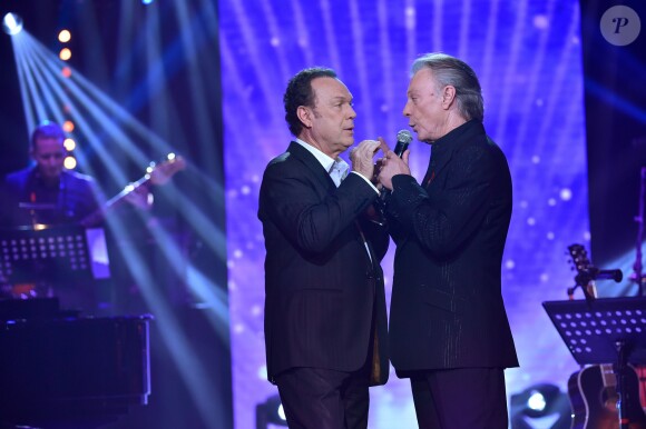 Exclusif - Julien Lepers et Herbert Léonard - Enregistrement de l'émission "La Télé Chante Pour le Sidaction" aux théâtre des Folies Bergère à Paris. Mars 2015.