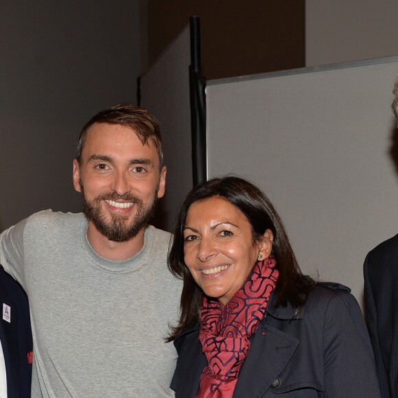 Exclusif - Patrick Ollier,Christophe Willem , Anne Hidalgo et Guy Drut - Concert "Paris, À nous les Jeux!" pour fêter l'attribution des Jeux Olympiques et Paralympiques d'été 2024 sur la place de l'hôtel de ville de Paris, France, le 15 septembre 2017. © Veeren/Bestimage