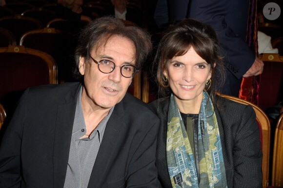 Semi-Exclusif - Eric Assous avec sa femme Véronique Boulanger à la générale de la pièce "La Vraie Vie" au théâtre Edouard 7 à Paris, le 18 septembre 2017. © Guirec Coadic/Bestimage