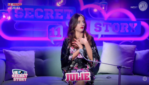 Julie lors de la quotidienne de "Secret Story 11" (NT1), le 21 septembre 2017.
