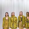 Vittoria Ceretti, Rianne van Rompaey, Lexi Boling, Binx Walton - Défilé de mode printemps-été 2018 "Versace" lors de la fashion week de Milan. Le 22 septembre 2017  Women Fashion Show SS 2018 Versace catwalk Milan - Italy 22 september 201722/09/2017 - Milan
