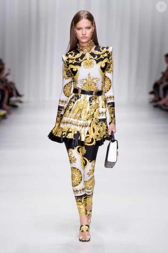 Défilé de mode printemps-été 2018 "Versace" lors de la fashion week de Milan. Le 22 septembre 2017 Women Fashion Show SS 2018 Versace catwalk Milan - Italy 22 september 201722/09/2017 - Milan