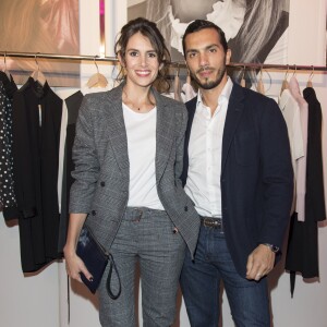 Louise Monot et son compagnon Samir Boitard - Tara Jarmon présente l'exposition "Girls, girls, girls" à la boutique des Champs-Elysées à Paris, le 3 octobre 2017. © Pierre Perusseau/Bestimage