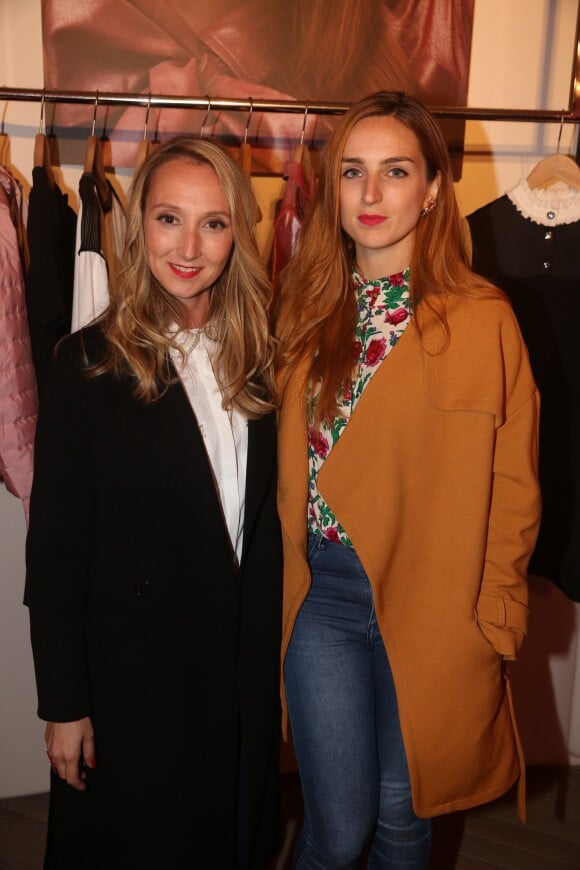 Audrey Lamy et Alison Wheeler - Tara Jarmon présente l'exposition "Girls, girls, girls" à la boutique des Champs-Elysées à Paris, le 3 octobre 2017.