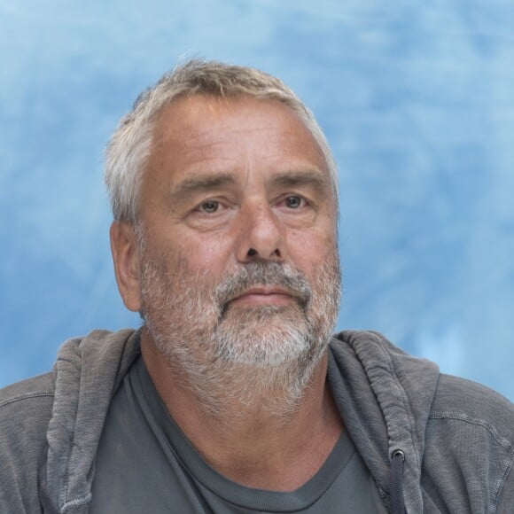 Luc Besson à la conférence de presse de "Valérian et la Cité des milles planètes" à l'hôtel Four Seasons de Beverly Hills. Los Angeles, le 30 juin 2017.