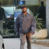 Kanye West quitte son studio à l'issue d'un rendez-vous avec Rick Rubin. Calabasas, le 9 octobre 2017.