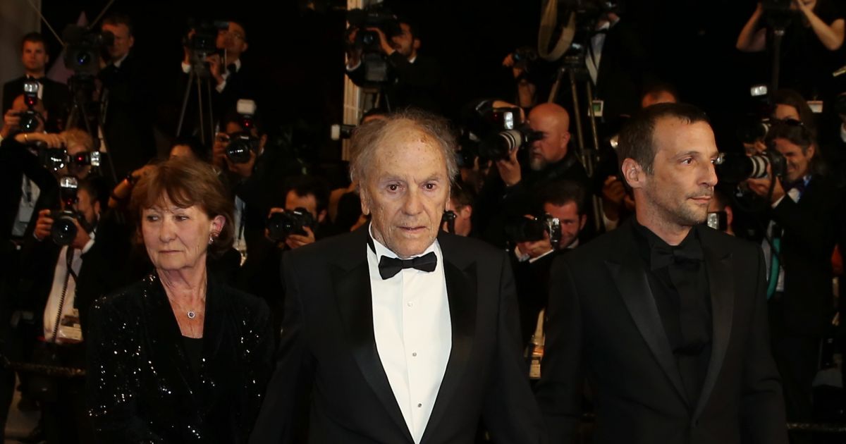 Marianne Hoepfner et son mari Jean-Louis Trintignant, Mathieu Kassovitz - Montée des marches du