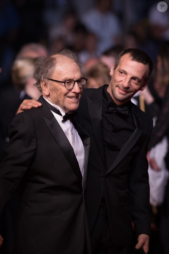 Jean-Louis Trintignant et Mathieu Kassovitz - Montée des marches du film "Happy End" lors du 70e Festival International du Film de Cannes. Le 22 mai 2017. © Borde-Jacovides-Moreau/Bestimage