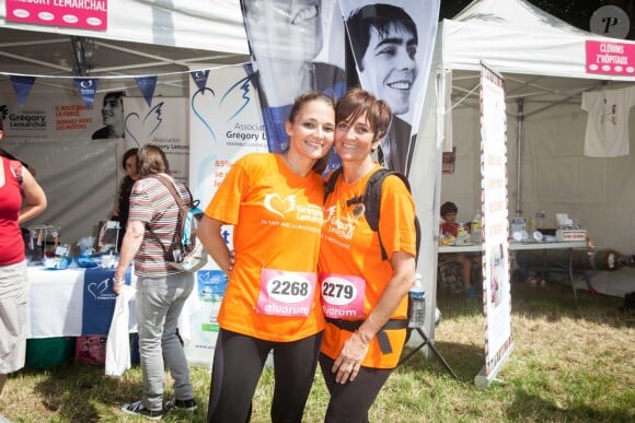 Leslie et sa mère Laurence Lemarchal - La course des héros au parc de Saint-Cloud le 22 juin 2014.
