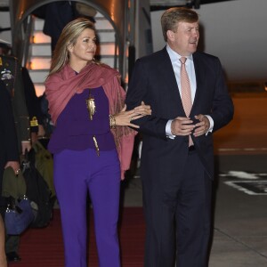 Le roi Willem-Alexander et la reine Maxima des Pays-Bas arrivent au Portugal pour une visite d'état officielle à Lisbonne le 9 octobre 2017.  Arrival of King Willem Alexander and Queen Maxima on Airport Figo Maduro in Lisbon on october 9, 2017.09/10/2017 - Lisbonne