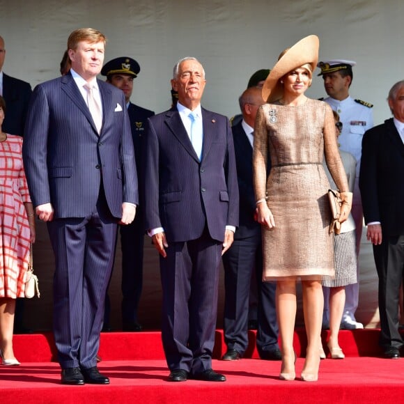 Le roi Willem-Alexander et la reine Maxima des Pays-Bas lors d'une visite d'état officielle à Lisbonne au Portugal, cérémonie de bienvenue avec le président portugais Marcelo Rebelo de Sousa et visite du monastère "dos Jerónimos" à Lisbonne le 10 octobre 2017.10/10/2017 - Lisbonne