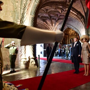 Le roi Willem-Alexander et la reine Maxima des Pays-Bas lors d'une visite d'état officielle à Lisbonne au Portugal, cérémonie de bienvenue avec le président portugais Marcelo Rebelo de Sousa et visite du monastère "dos Jerónimos" à Lisbonne le 10 octobre 2017.10/10/2017 - Lisbonne