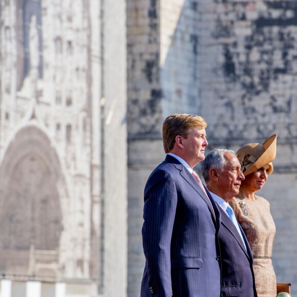 Le roi Willem-Alexander et la reine Maxima des Pays-Bas lors d'une visite d'état officielle à Lisbonne au Portugal, cérémonie de bienvenue avec le président portugais Marcelo Rebelo de Sousa et visite du monastère "dos Jerónimos" à Lisbonne le 10 octobre 2017.10/10/2017 - Lisbonne