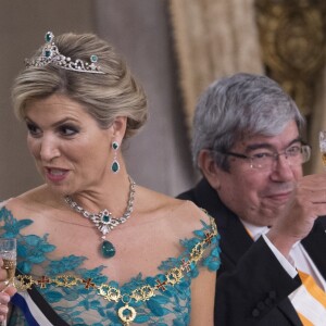 La reine Maxima des Pays-Bas et Marcelo Rebelo de Sousa (le président de la République portuguaise) - Le roi et la reine des Pays-Bas lors d'un dîner d'état au Palais national d'Ajuda lors de leur visite officielle à Lisbonne, le 10 octobre 2017.  Dutch royals at a state dinner at Palacio da Ajuda, Lisbon, Portugal - 10 Oct 201710/10/2017 - Lisbonne