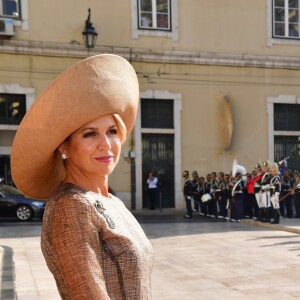 Le roi Willem-Alexander et la reine Maxima des Pays-Bas reçus par le maire de Lisbonne Fernando Medina lors d'une visite d'état au Portugal le 10 octobre 2017. 10/10/2017 - Lisbonne