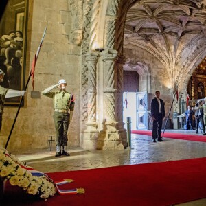 Le roi Willem-Alexander et la reine Maxima des Pays-Bas lors d'une visite d'état officielle à Lisbonne au Portugal, cérémonie de bienvenue avec le président portugais Marcelo Rebelo de Sousa et visite du monastère "dos Jerónimos" à Lisbonne le 10 octobre 2017.10/10/2017 - Lisbonne