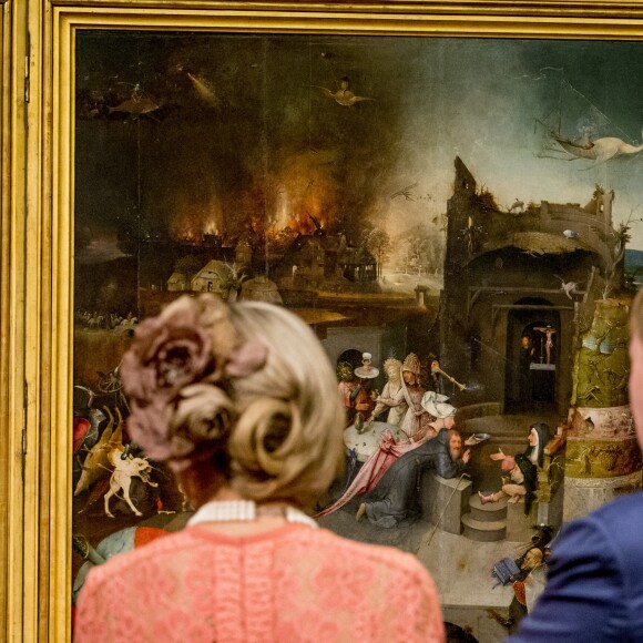 Le roi Willem-Alexander et la reine Maxima des Pays-Bas visitent le musée d'art (Le Museu Nacional de Arte Antiga de Lisbonne) à Lisbonne, Portugal, le 11 octobre 2017.  Dutch royals visit the "Museu Nacional de Arte Antiga", in Lisbon, Portugal on October 11, 201711/10/2017 - Lisbonne