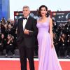 George Clooney et sa femme Amal Alamuddin à la projection de "Suburbicon" au 74e Festival de Venise, le 2 septembre 2017.