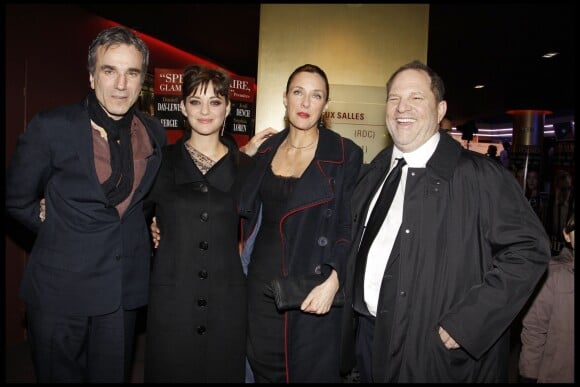Daniel Day-Lewis, Harvey Weinstein, Marion Cotillard - Avant-première du film Nine à Paris en 2010