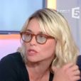 Virginie de Clausade invitée sur le plateau de "C à Vous" (France 5) lundi 16 octobre 2017 afin d'évoquer le harcèlement sexuel dont elle a été victime.