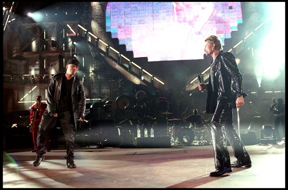 Répétition pour le concert de Johnny Hallyday au Stade de France avec Pascal Obispo, le 4 septembre 1998.