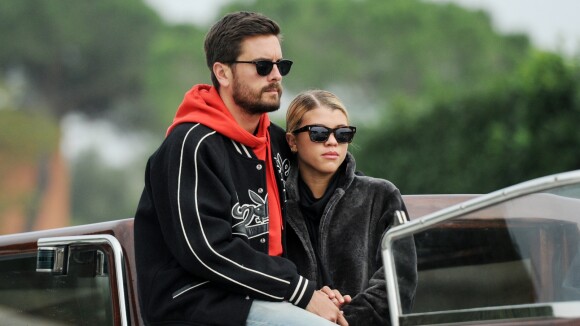 Sofia Richie et Scott Disick : Seuls au monde, blottis l'un à l'autre à Venise