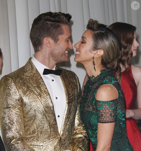 Matthew Morrison et sa femme Renee Puente - People à la soirée Elton John AIDS foundation 2016 à West Hollywood le 26 février 2017.
