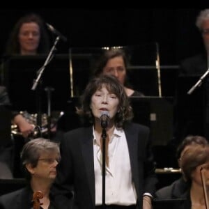 Jane Birkin en concert sur la scène du Grand Rex dans le cadre de sa tournée "Gainsbourg, Le Symphonique" à Paris le 26 octobre 2017. © Alain Guizard/Bestimage