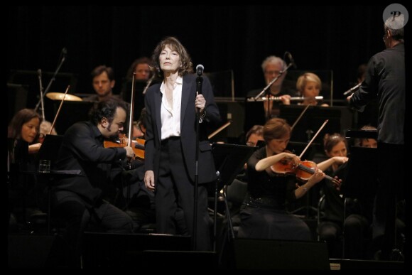 Jane Birkin en concert au Grand Rex dans le cadre de sa tournée "Gainsbourg, Le Symphonique" à Paris le 26 octobre 2017. © Alain Guizard/Bestimage