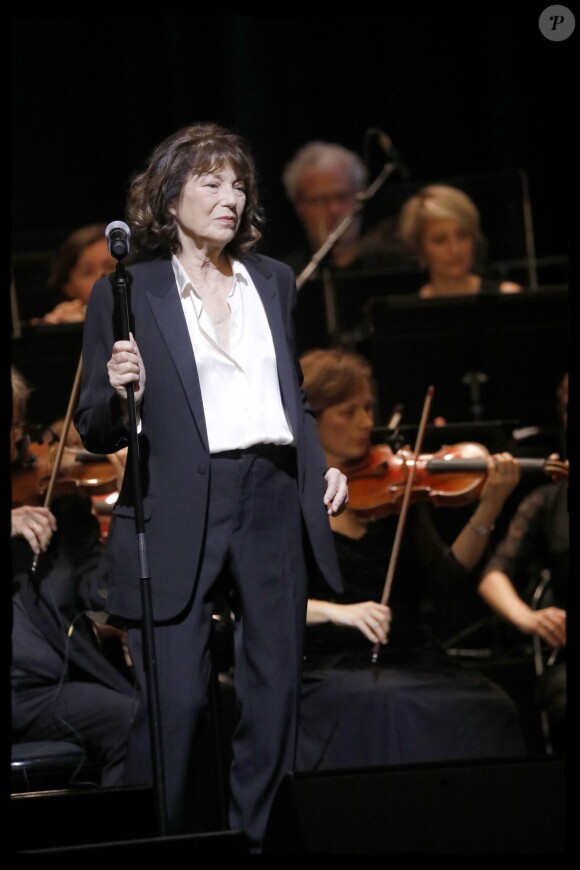 Jane Birkin en concert dans le cadre de sa tournée "Gainsbourg, Le Symphonique" à Paris le 26 octobre 2017. © Alain Guizard/Bestimage