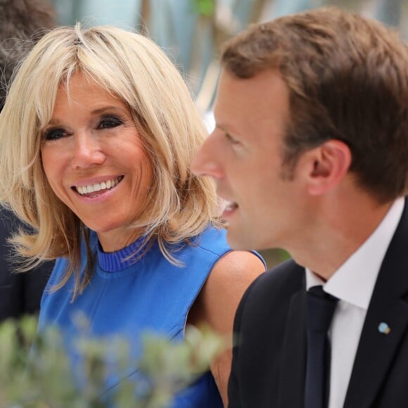 Christos Carras, Brigitte Macron et son mari Emmanuel Macron - Allocution du président de la République française lors d'une réception offerte par la France en l'honneur de la communauté française, suivie d un déjeuner avec des personnalités culturelles, à l'Ecole Française d'Athènes. Le 8 septembre 2017 © Dominique Jacovides / Bestimage