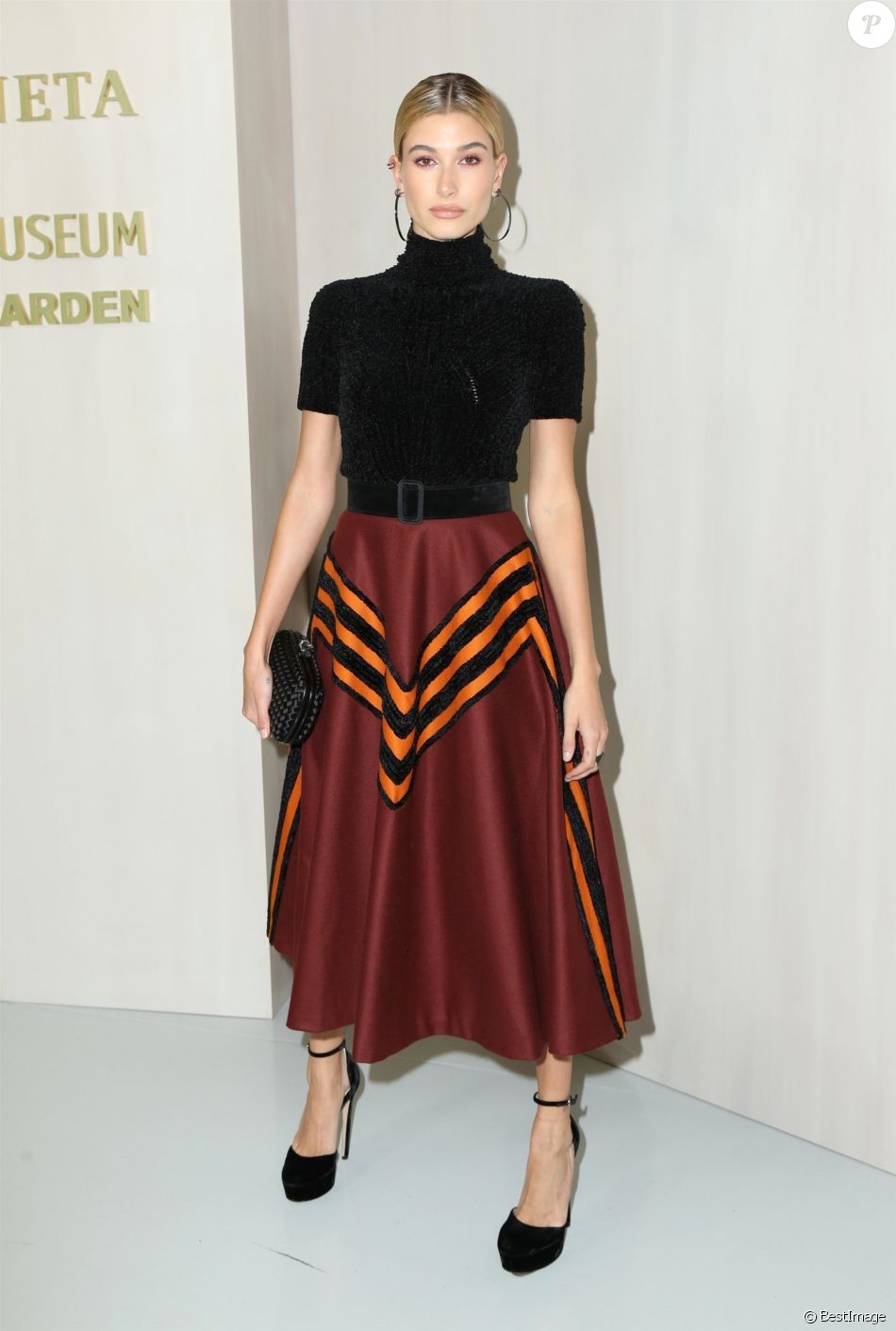 Hailey Baldwin au 15ème gala annuel de Hammer Museum à Los Angeles, le