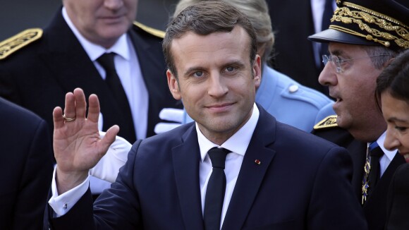 Emmanuel Macron passe au made in France pour s'habiller
