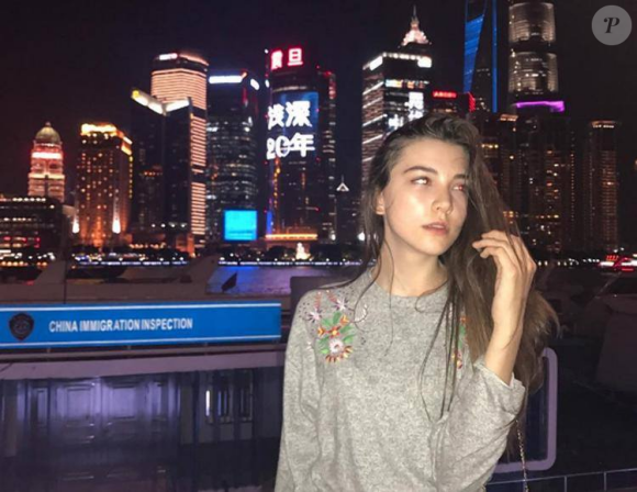 Photo de Vlada Dzyuba, 14 ans, morte à Shanghaï d'une méningite et d'"épuisement total".
