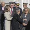 Le roi Felipe VI et la reine Letizia d'Espagne ont accueilli le président israélien Reuven Rivlin et sa femme Nechama Rivlin au palais royal à Madrid le 6 novembre 2017, où étaient organisées les cérémonies de bienvenue.