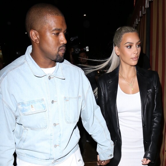 Kanye West et sa femme Kim Kardashian - Les célébrités arrivent à l'anniversaire de K. Kardashian au restaurant Carousel à Los Angeles, le 26 octobre 2017