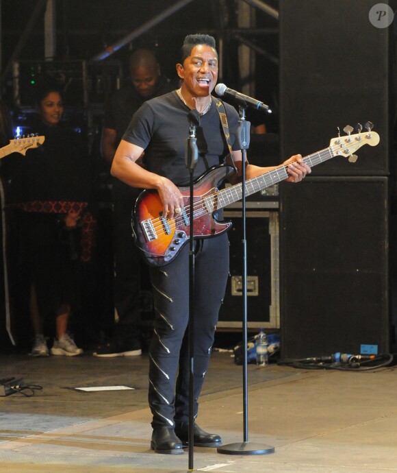 Jermaine Jackson en concert au festival de Blackpool en Angleterre le 26 aout 2017.