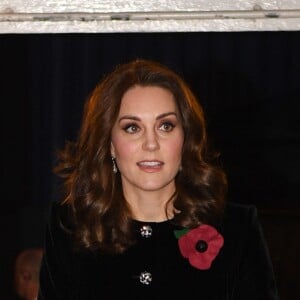 La duchesse Catherine de Cambridge, enceinte de son troisième enfant, a assisté avec la famille royale britannique au Festival of Remembrance 2017 pour la commémoration du 11 novembre au Royal Albert Hall à Londres le 11 novembre 2017.