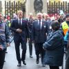 Le prince Harry a rencontré les volontaires de la Commission CWGC avant le match international de rugby entre l'Angleterre et l'Argentine à Londres le 11 novembre 2017.