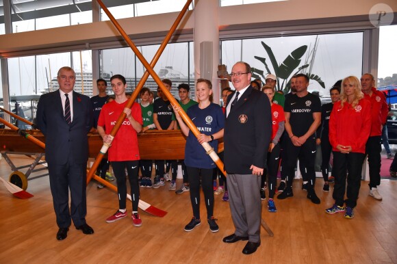Le prince Albert de Monaco et le prince Andrew, Duc d'York, parrains de la branche monégasque de l'association britannique Outward Bond, étaient réunis le 8 novembre 2017 au port Hercule en principauté pour la première édition de la régate d'aviron The Princes' Cup. © Bruno Bebert / Bestimage